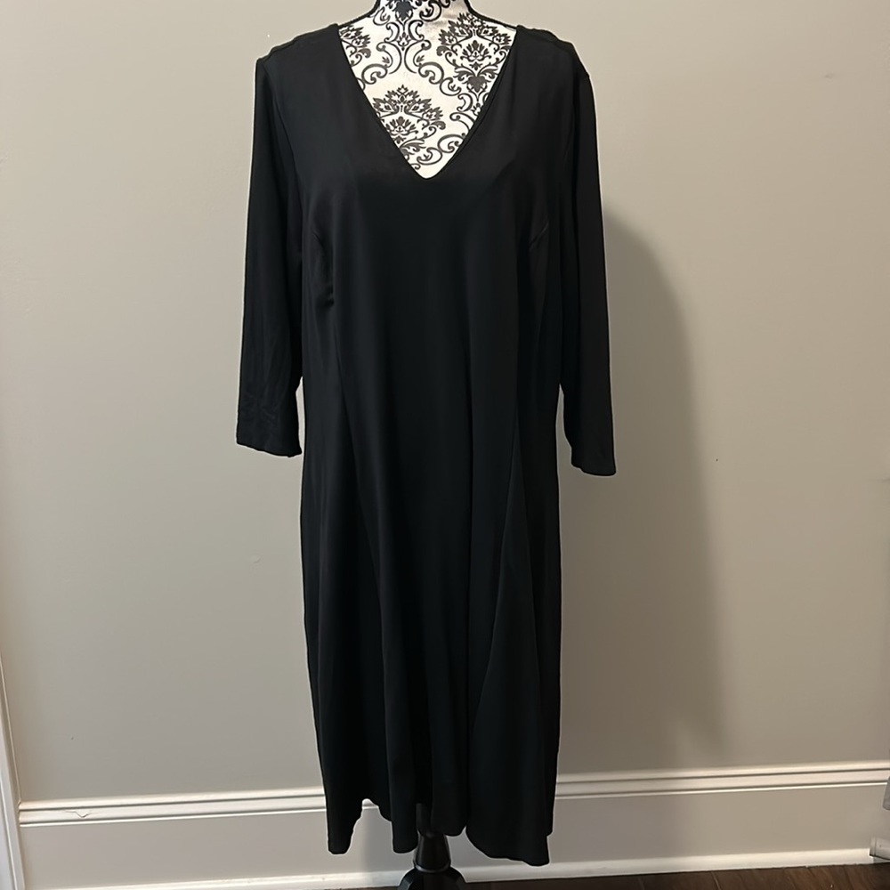 The perfect LBD.  Woman’s 3/4-Sleeve Princess Fit & Flare Dress in black. - Picture 2 of 11